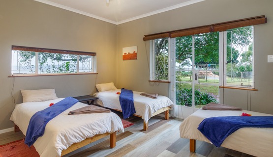 Kariega-Volunteer-Accommodation-Bedroom_1725021838575